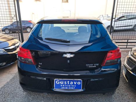 CHEVROLET Onix Hatch 1.4 4P FLEX LTZ, Foto 6