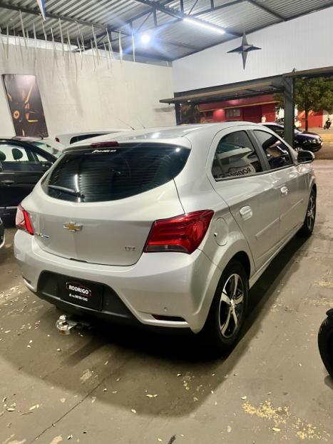 CHEVROLET Onix Hatch 1.4 4P FLEX LTZ AUTOMTICO, Foto 5