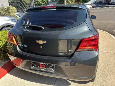 CHEVROLET Onix Hatch 1.0 4P FLEX LT, Foto 5