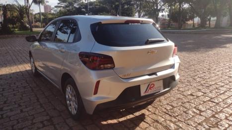 CHEVROLET Onix Hatch 1.0 4P FLEX LT, Foto 6