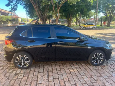 CHEVROLET Onix Hatch 1.0 12V 4P FLEX PREMIER TURBO AUTOMTICO, Foto 2