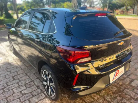 CHEVROLET Onix Hatch 1.0 12V 4P FLEX PREMIER TURBO AUTOMTICO, Foto 3