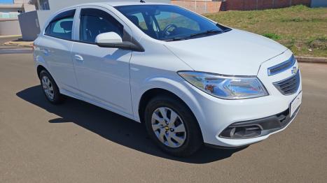 CHEVROLET Onix Hatch 1.0 4P FLEX LT, Foto 2