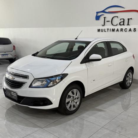 CHEVROLET Onix Hatch 1.4 4P FLEX LT, Foto 3