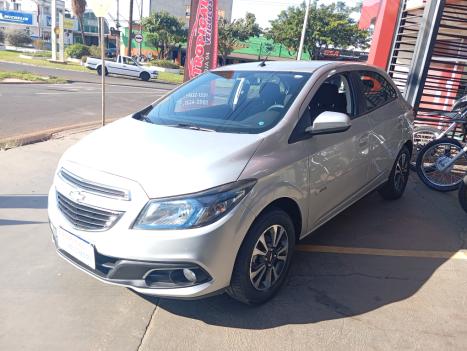 CHEVROLET Onix Hatch 1.4 4P FLEX LTZ, Foto 3