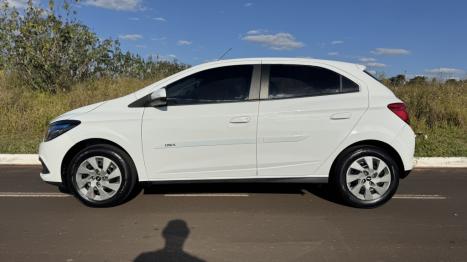 CHEVROLET Onix Hatch 1.4 4P FLEX LT, Foto 5