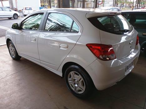 CHEVROLET Onix Hatch 1.0 4P FLEX LS, Foto 4