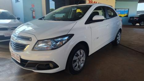 CHEVROLET Onix Hatch 1.4 4P FLEX LT, Foto 1