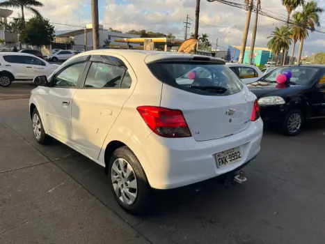 CHEVROLET Onix Hatch 1.0 12V 4P FLEX LT, Foto 2