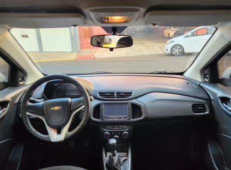 CHEVROLET Onix Hatch 1.4 4P FLEX LT, Foto 2