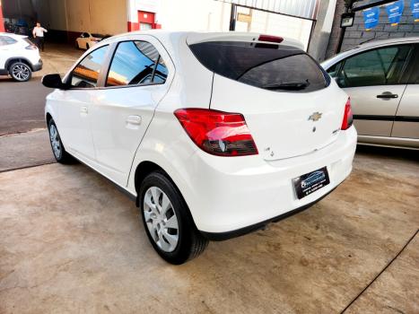 CHEVROLET Onix Hatch 1.4 4P FLEX LT, Foto 10