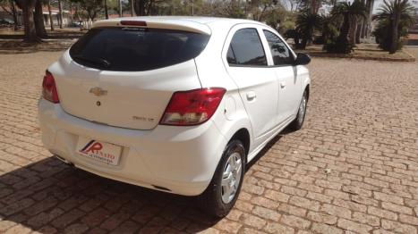 CHEVROLET Onix Hatch 1.0 4P FLEX LT, Foto 4