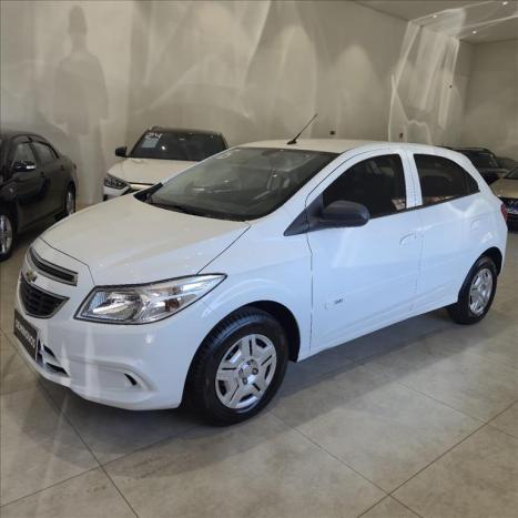 CHEVROLET Onix Hatch 1.0 4P FLEX LT, Foto 3