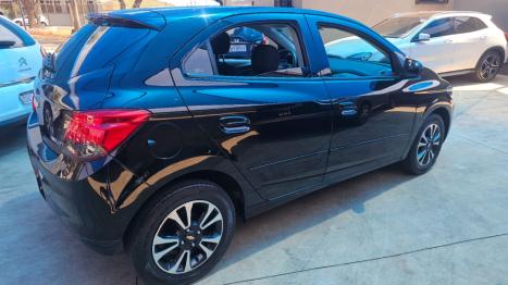 CHEVROLET Onix Hatch 1.4 4P FLEX LTZ, Foto 3