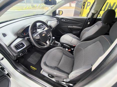 CHEVROLET Onix Hatch 1.0 4P FLEX LT2, Foto 2