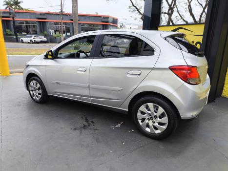 CHEVROLET Onix Hatch 1.0 4P FLEX LT2, Foto 7