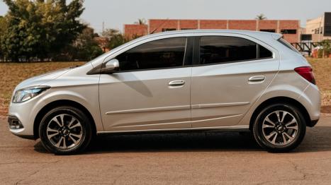 CHEVROLET Onix Hatch 1.4 4P FLEX LTZ, Foto 3