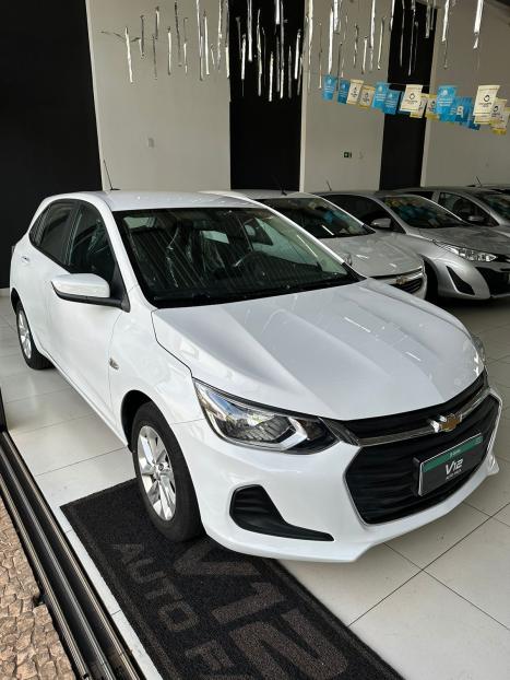 CHEVROLET Onix Sedan 1.0 4P FLEX LT, Foto 2