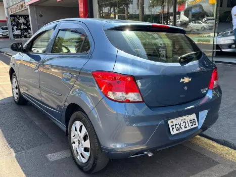 CHEVROLET Onix Sedan 1.0 4P FLEX LT, Foto 5