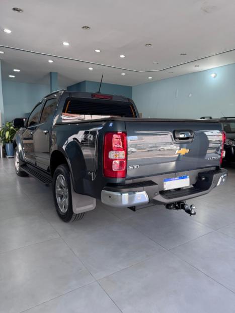 CHEVROLET S10 2.8 16V LTZ CABINE DUPLA 4X4 TURBO DIESEL AUTOMTICO, Foto 6