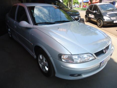 CHEVROLET Vectra Sedan 2.2 4P GLS, Foto 2