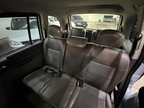 CHEVROLET Zafira 2.0 4P FLEX EXPRESSION 7 LUGARES AUTOMTICO, Foto 8
