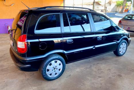 CHEVROLET Zafira 2.0 4P FLEX EXPRESSION 7 LUGARES AUTOMTICO, Foto 3