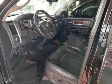 DODGE Ram 6.7 I6 24V 4P 2500 LARAMIE 4X4 TURBODIESEL  AUTOMTICO CABINE DUPLA, Foto 3