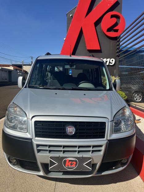 FIAT Doblo 1.8 16V 4P FLEX ADVENTURE 6 LUGARES, Foto 2