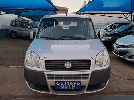 FIAT Doblo 1.8 16V 4P FLEX ESSENCE 7 LUGARES, Foto 3