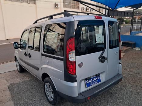 FIAT Doblo 1.8 16V 4P FLEX ESSENCE 7 LUGARES, Foto 4