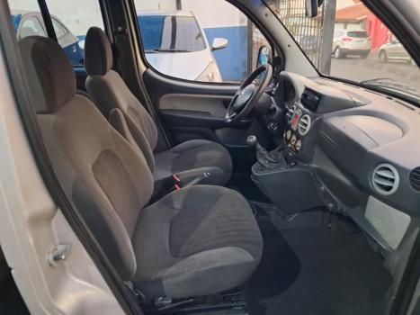 FIAT Doblo 1.8 16V 4P FLEX ESSENCE 7 LUGARES, Foto 8