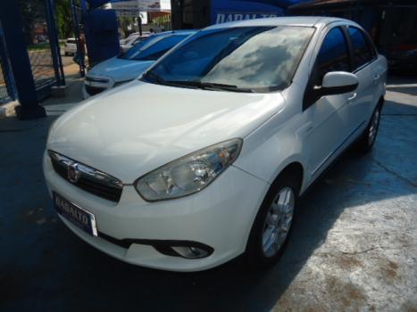 FIAT Grand Siena 1.6 16V 4P FLEX ESSENCE DUALOGIC AUTOMATIZADO, Foto 1