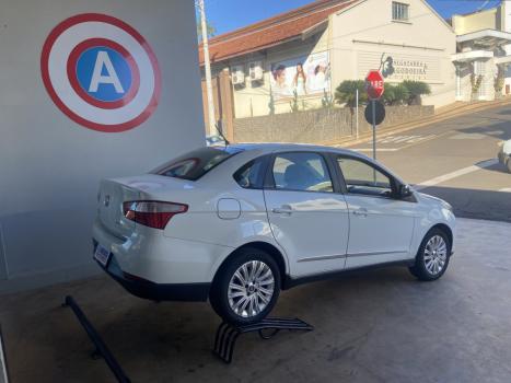 FIAT Grand Siena 1.6 16V 4P ESSENCE FLEX, Foto 3