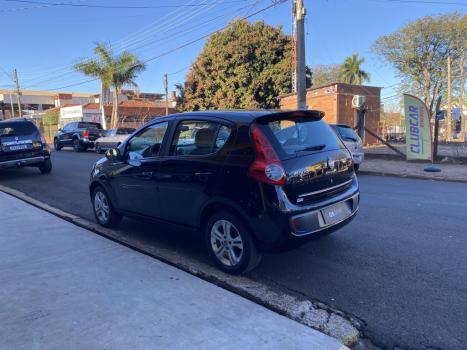 FIAT Palio 1.6 16V 4P FLEX ESSENCE, Foto 5