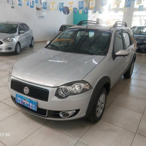 FIAT Palio Weekend 1.6 16V 4P FLEX TREKKING, Foto 2