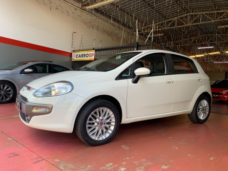 FIAT Punto 1.6 16V 4P ESSENCE FLEX, Foto 3