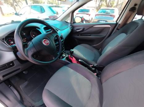 FIAT Punto 1.6 16V 4P ESSENCE FLEX, Foto 2