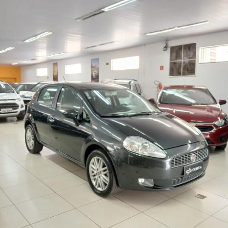 FIAT Punto 1.8 16V 4P FLEX ESSENCE DUALOGIC AUTOMATIZADO, Foto 1
