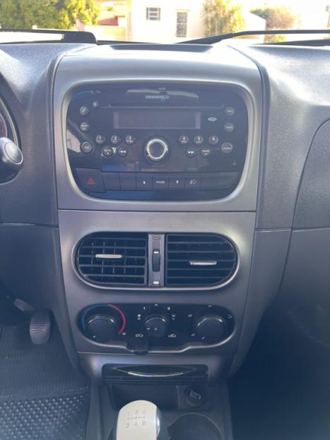 FIAT Strada 1.6 16V FLEX TREKING CABINE SIMPLES, Foto 7
