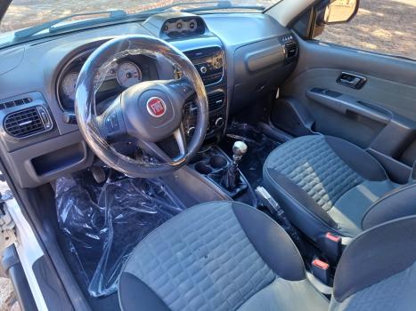 FIAT Strada 1.8 16V FLEX ADVENTURE CABINE ESTENDIDA DUALOGIC AUTOMATIZADO, Foto 3