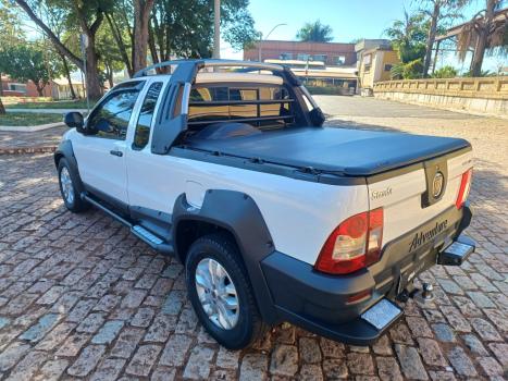 FIAT Strada 1.8 16V FLEX ADVENTURE CABINE ESTENDIDA DUALOGIC AUTOMATIZADO, Foto 4