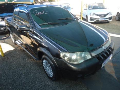 FIAT Strada 1.8 FLEX TREKKING CABINE ESTENDIDA, Foto 2