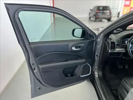 FIAT Toro 1.3 16V 4P FLEX 270 TURBO VOLCANO AUTOMTICO, Foto 10