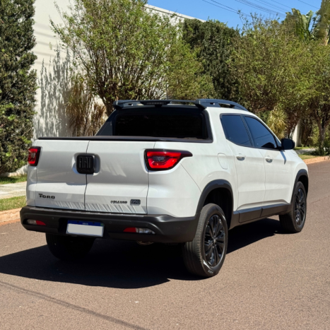 FIAT Toro 1.3 16V 4P FLEX 270 TURBO VOLCANO AUTOMTICO, Foto 2