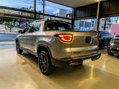 FIAT Toro 1.3 16V 4P FLEX 270 TURBO VOLCANO AUTOMTICO, Foto 4