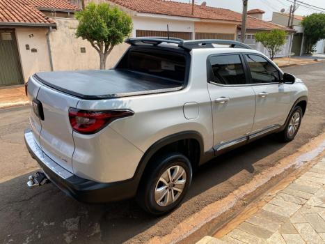 FIAT Toro 1.8 16V 4P FLEX FREEDOM ROAD AUTOMTICO, Foto 12