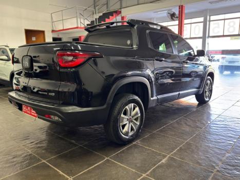 FIAT Toro 1.8 16V 4P FLEX FREEDOM ROAD AUTOMTICO, Foto 2