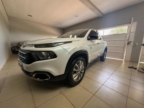 FIAT Toro 2.0 16V 4P VOLCANO 4WD TURBO DIESEL AUTOMTICO, Foto 2