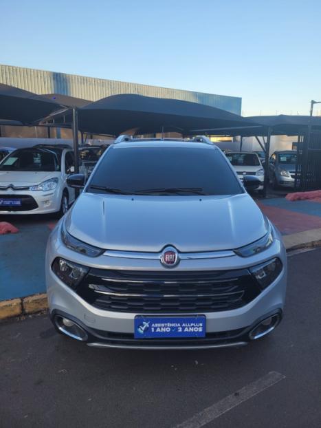 FIAT Toro 2.0 16V 4P VOLCANO 4WD TURBO DIESEL AUTOMTICO, Foto 2